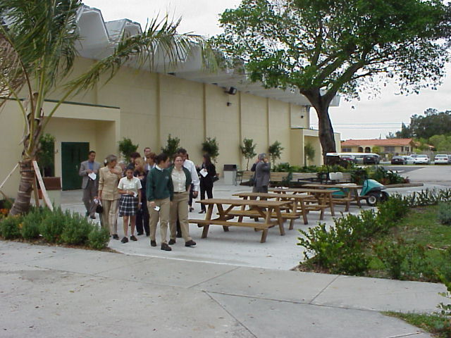 Mvc-035f.jpg (80917 bytes)